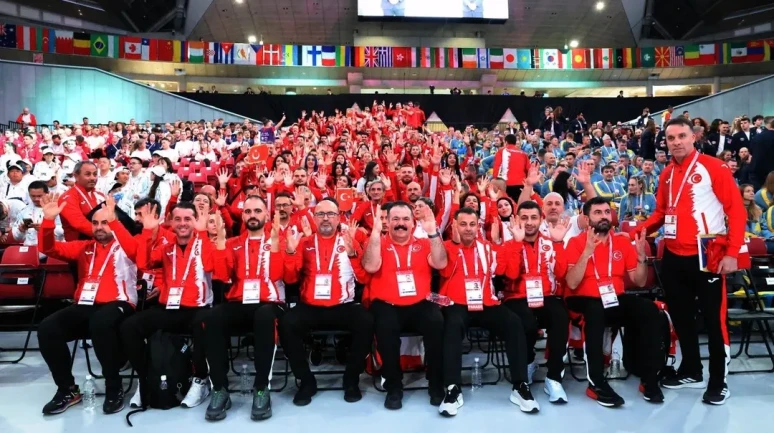 Tokyo'da 2025 İşitme Engelliler Yaz Olimpiyatları görkemli açılışla başladı