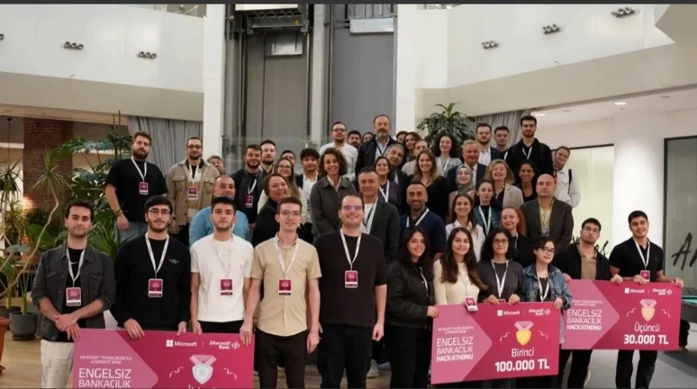 Düzce Üniversitesi SilentLink takımı Microsoft yarışmasında ikinci oldu