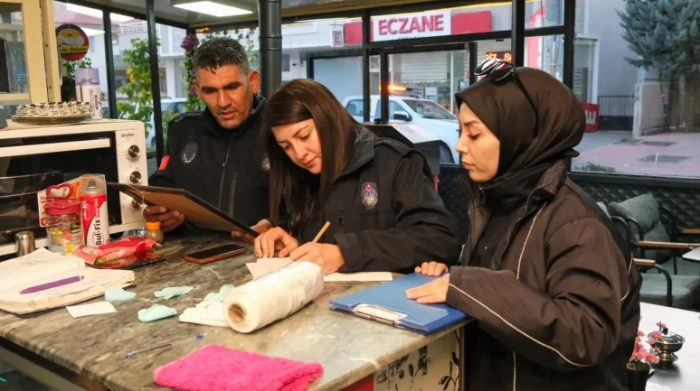 Erzincan'da kafeterya ve tatlı üretim yerlerine zabıta denetimi yapıldı