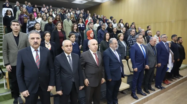 fırat üniversitesi'nde atatürk'ün ileri görüşlülüğü konulu konferans düzenlendi