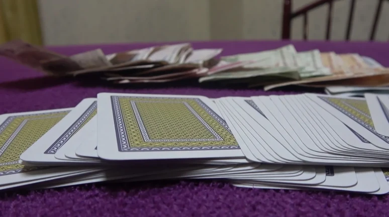 Kırıkkale'de dernek görünümlü kumarhane operasyonunda 12 kişiye 110 bin lira ceza kesildi