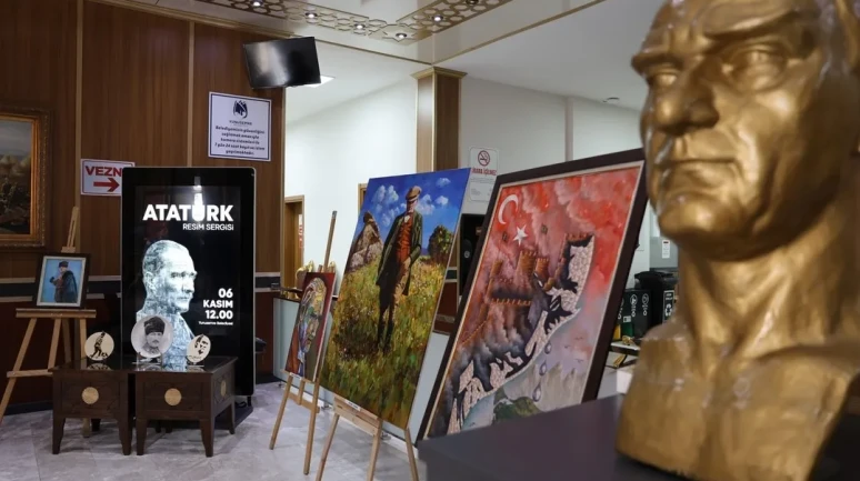 Manisa'da Yunusemre Belediyesi tarafından Atatürk anısına resim sergisi düzenlendi