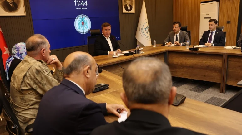 Erzincan’da Vali Hamza Aydoğdu Birim Amirleri Toplantısına Başkanlık Etti