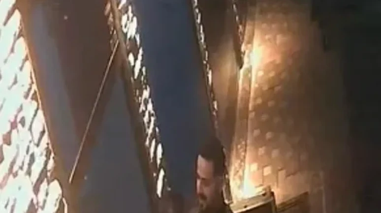 Kayseri'de esnaf boğazına şeker kaçan bebeği heimlich manevrasıyla kurtardı