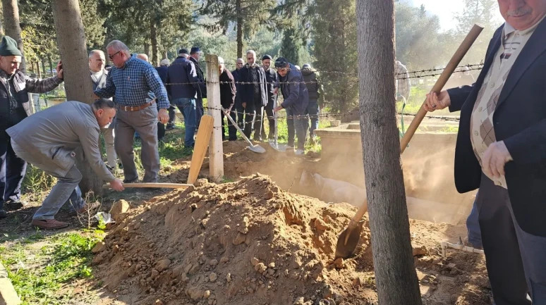 Aydın’da minarelerden yarım asır boyunca sesi yankılanan Hafız Güngör hayatını kaybetti