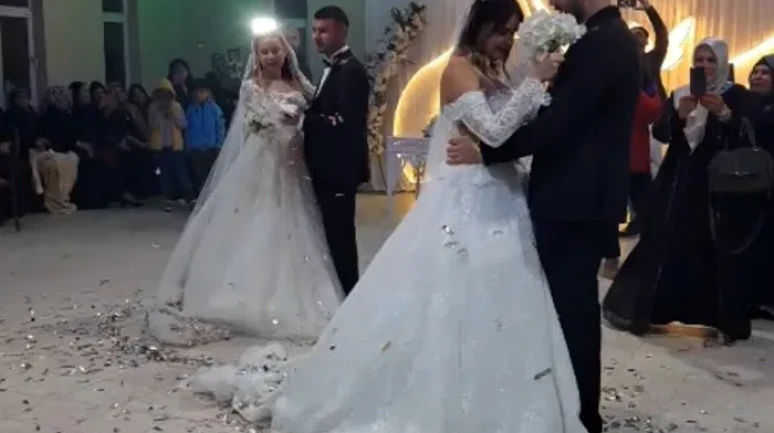 Kars'ın Akyaka ilçesinden 2 kardeş Kübalı eşleriyle evlenerek kültürler arası köprü kurdu