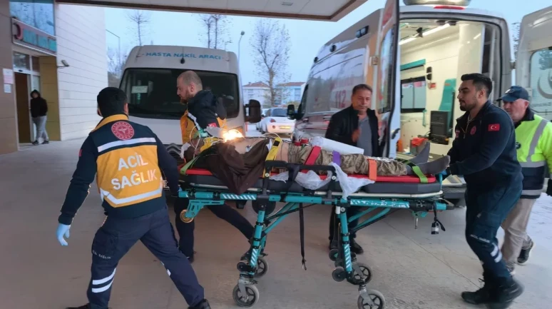 Bursa’nın İnegöl ilçesinde kontrolden çıkan minibüs şarampole yuvarlandı: 1 yaralı