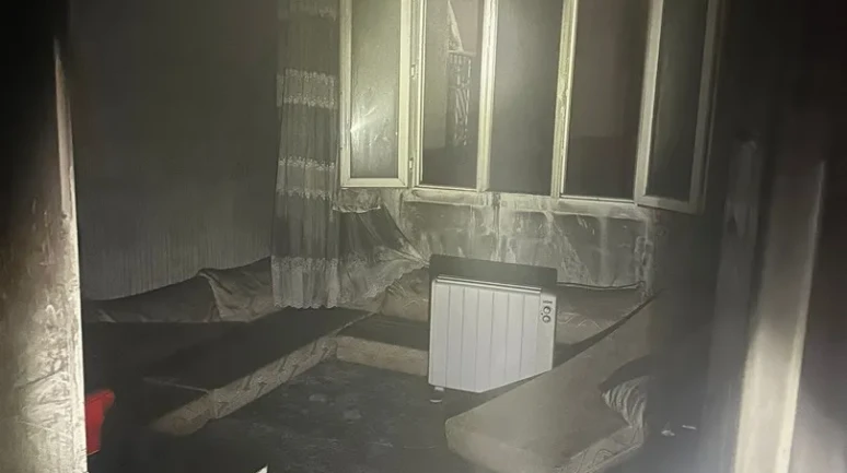 Hatay'da müstakil evde çıkan yangın itfaiye ekiplerince söndürüldü