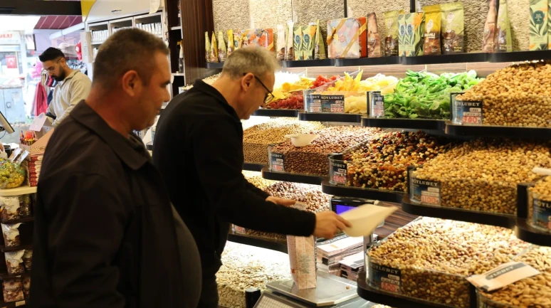 Kırşehir'de kuruyemişçiler yılbaşında fiyat artışı yapmayacak