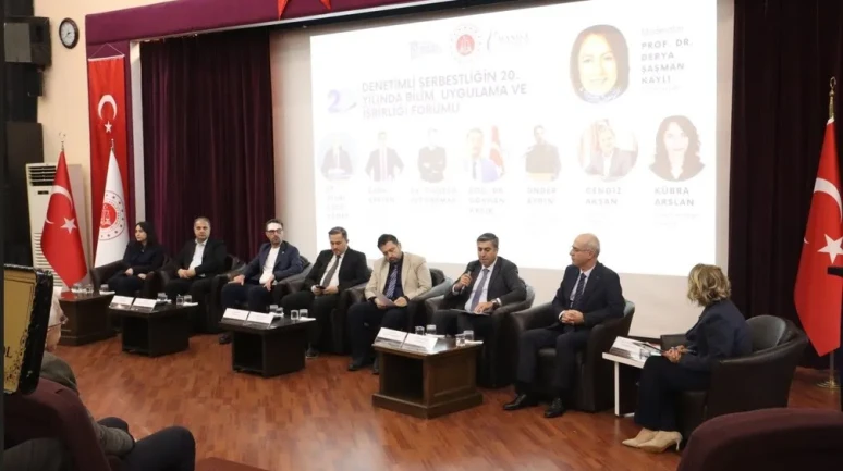 Manisa'da denetimli serbestliğin 20 yılı bilim ve uygulama forumunda ele alındı