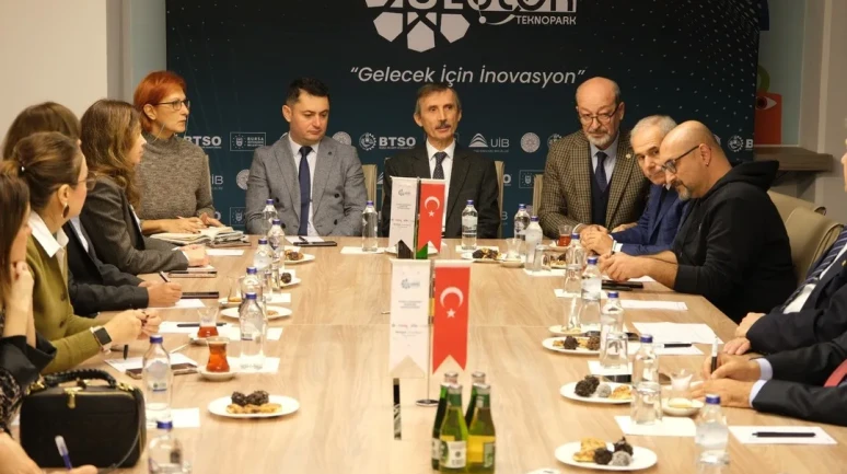 Bursa'da üniversite-sanayi iş birliği toplantısında Ar-Ge ve teknoloji ekosistemi ele alındı