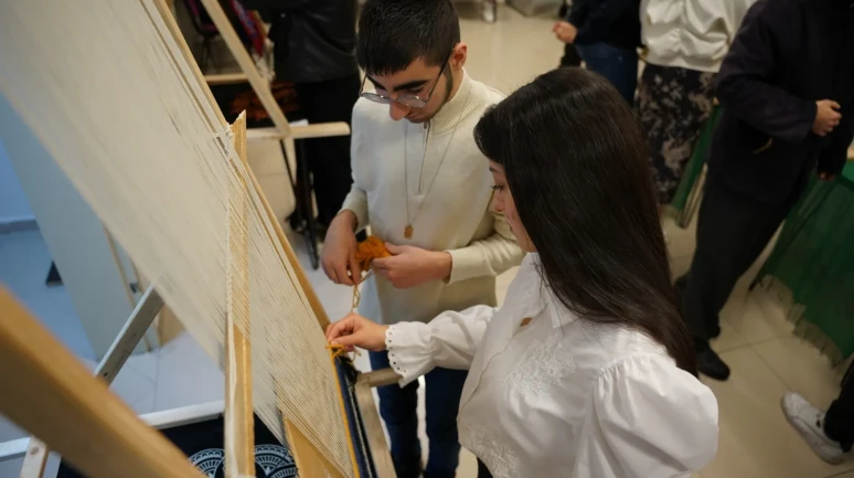 Tokat'ta Kızık kilimi özel ihtiyaçlı çocuklarla yeniden hayat buldu