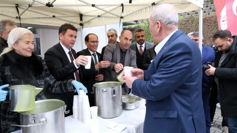 Osmangazi’de başkan Aydın Yenikent Mahallesi’nde vatandaşlarla buluştu