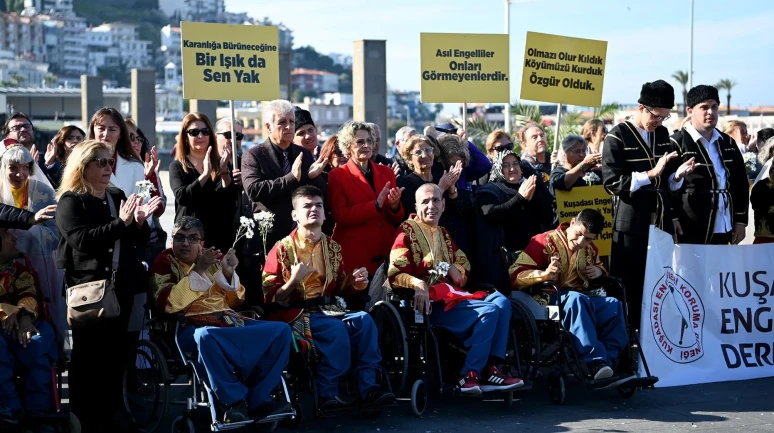Kuşadası'nda 3 Aralık Dünya Engelliler Günü çeşitli etkinliklerle kutlandı