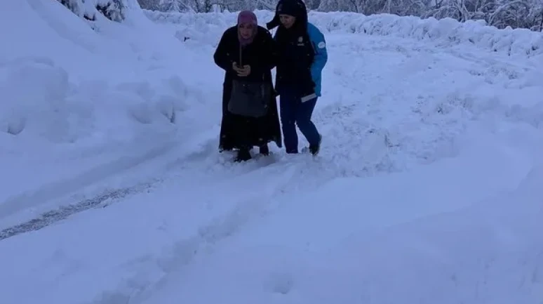 Zonguldak'ta UMKE ekipleri 62 yaşındaki hastaya ulaştı