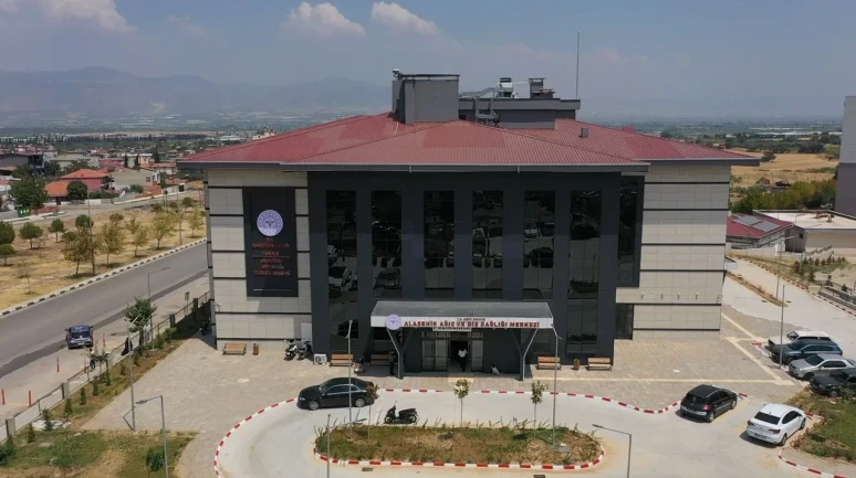 Manisa'da 2025 yılında 11 milyon muayene ve 145 bin ameliyat yapıldı