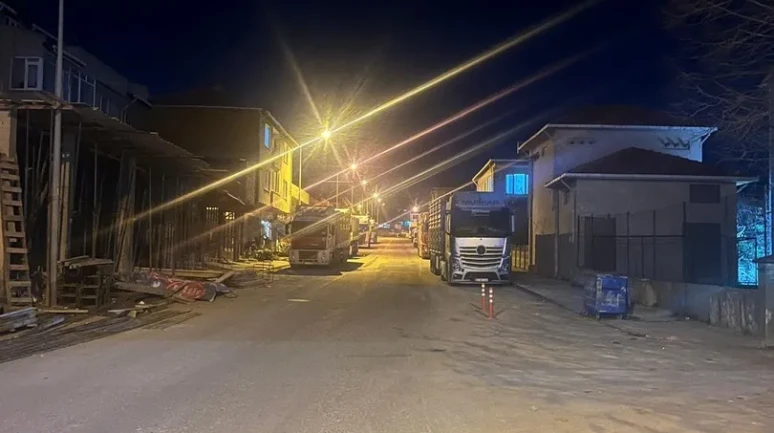 Kırklareli'nin Pınarhisar ilçesinde ağır tonajlı araçlar için zorunlu park alanı uygulaması başladı