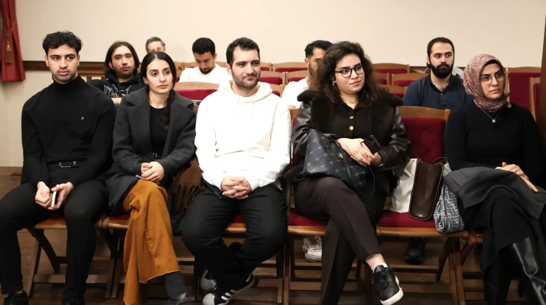 Osmangazi’de edebiyat ve hayat buluşmaları kapsamında kitap okuma atölyesi düzenlendi