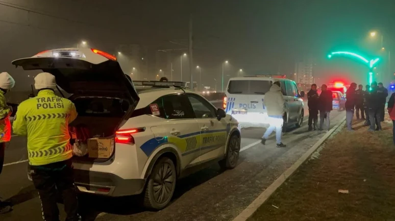 Kayseri'de alkollü ve ehliyetsiz şahıs polise çarpıp kaçtı, olay yerine dönünce yakalandı