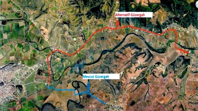 Bursa'nın Karacabey ilçesinde hasar gören köprü trafiğe kapatıldı