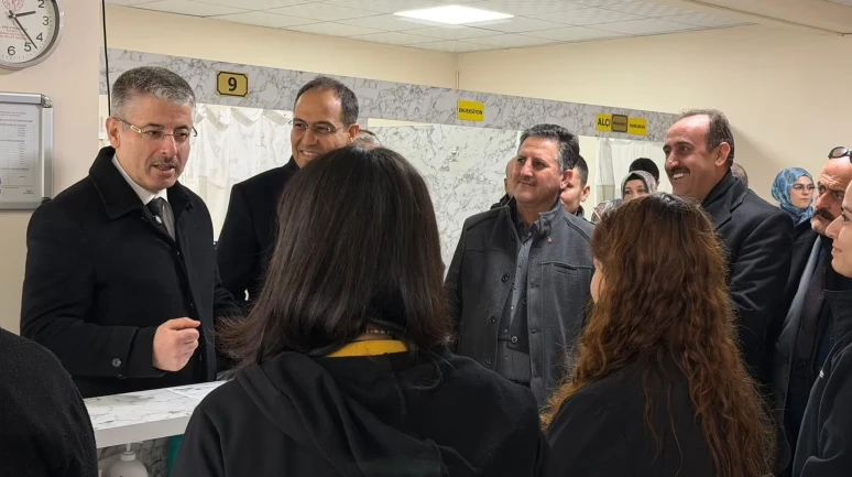 Kayseri vekili Çopuroğlu İncesu’daki sağlık hizmetlerini yerinde inceledi