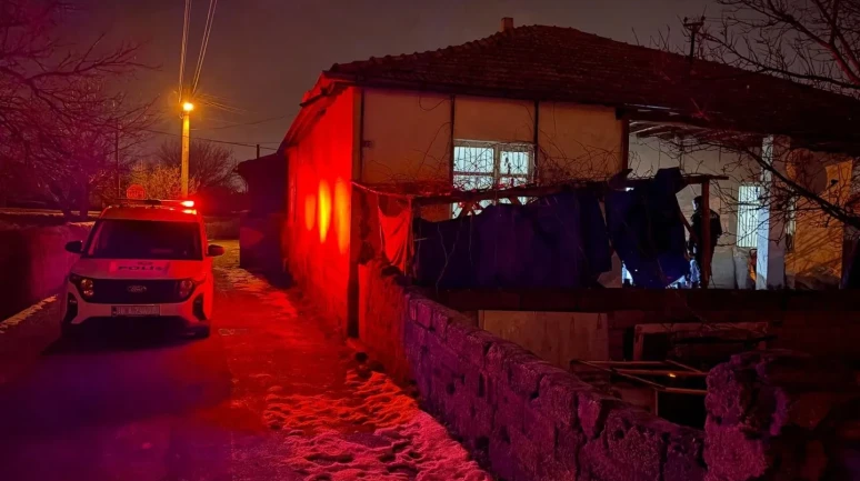 Kayseri'de ailesinin hastaneye götürdüğü 2 günlük bebek hayatını kaybetti