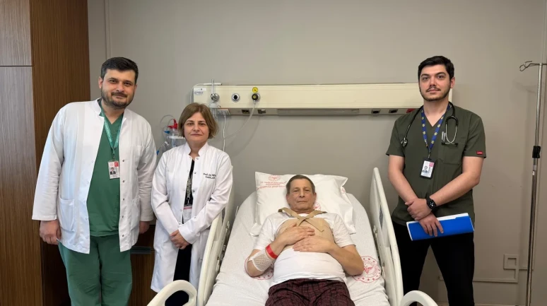 İstanbul’da havalimanında rahatsızlanan hasta şehir hastanesinde tedavi edildi