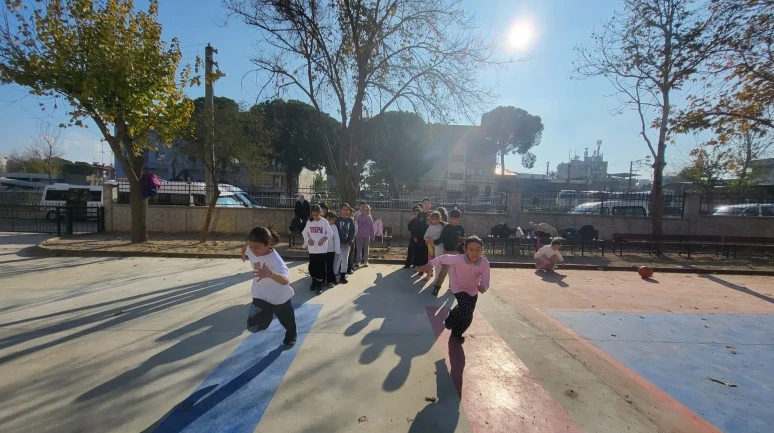 Aydın'da minikler spor alışkanlığı kazanmak için eğitimlere katılıyor
