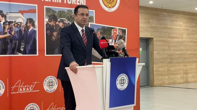 Muğla Büyükşehir Belediyesi'nde 100 yeni memur için yemin töreni düzenlendi