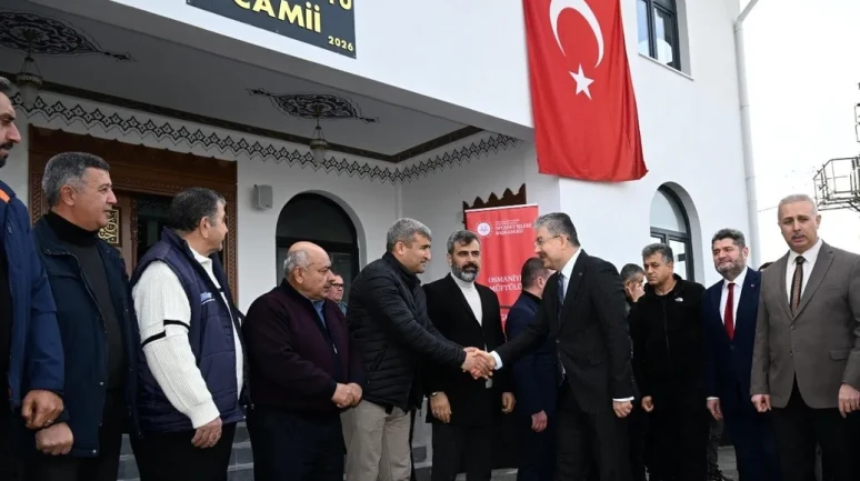 Osmaniye’de depremde yıkılan Çardak Köyü Camii yeniden ibadete açıldı