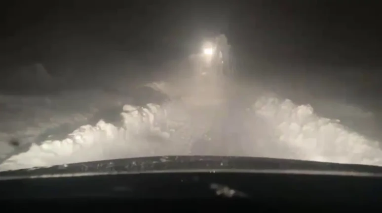 Sivas'ta kar ve tipi ulaşımı olumsuz etkiledi