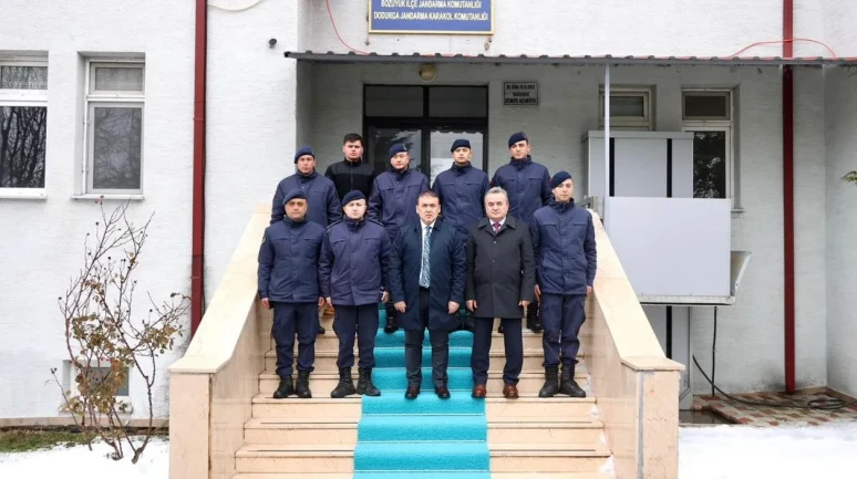 Bilecik Valisi Sözer Dodurga’da vatandaşlarla bir araya geldi