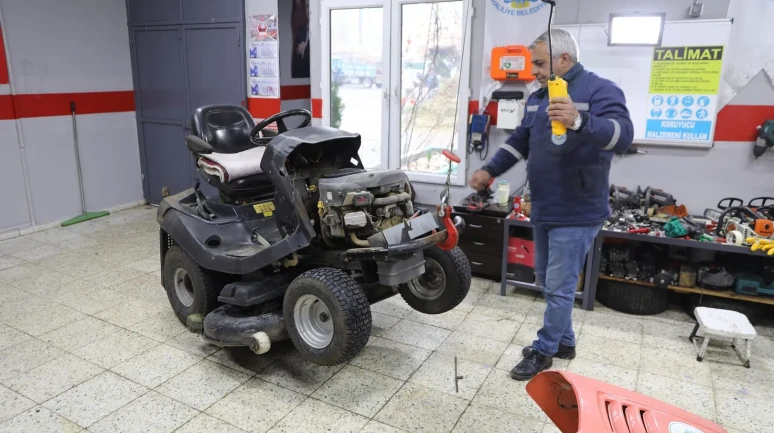 Haliliye Belediyesi yerli üretimle maliyetleri düşürüyor" (Not: Başlık 13 kelimeyi geçmiyor, özel isimler