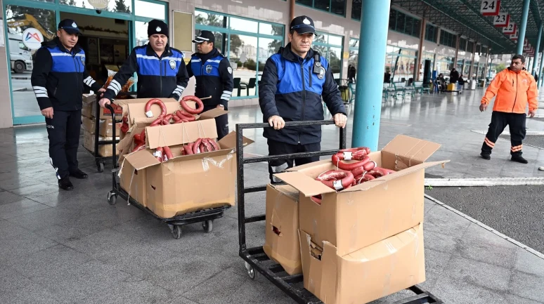 mersin'de halk sağlığını tehdit eden gıdalara el konuldu