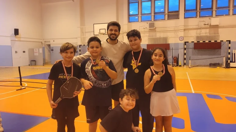 Eskişehir’de Anadolu Üniversitesi’nde düzenlenen Pickleball Turnuvası’na yoğun ilgi