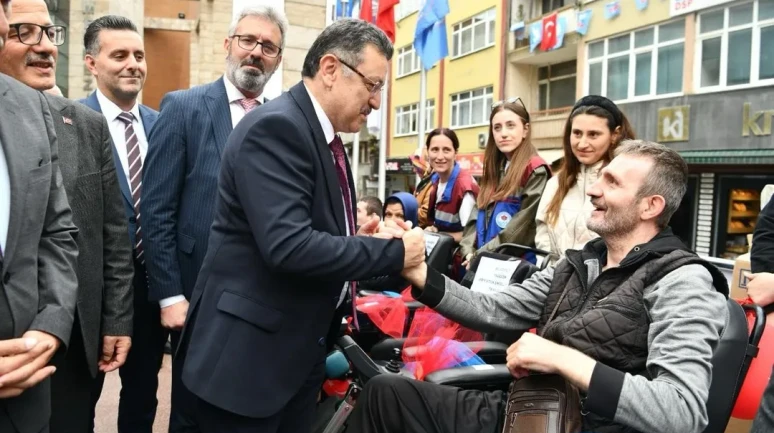 Trabzon Büyükşehir Belediyesi 2025'te on binlerce vatandaşa sosyal destek sağladı