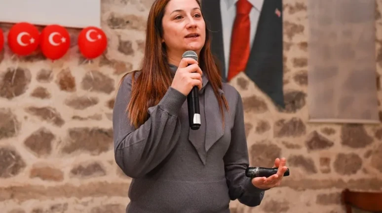 Ankara'da Altındağlı gençlere kariyer semineri düzenlendi