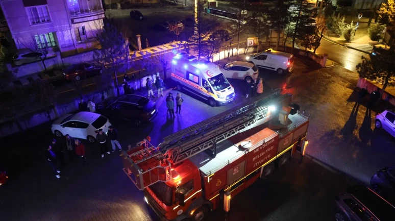 Nevşehir’de tüpten tüpe gaz dolumu yaparken ev yangını çıktı