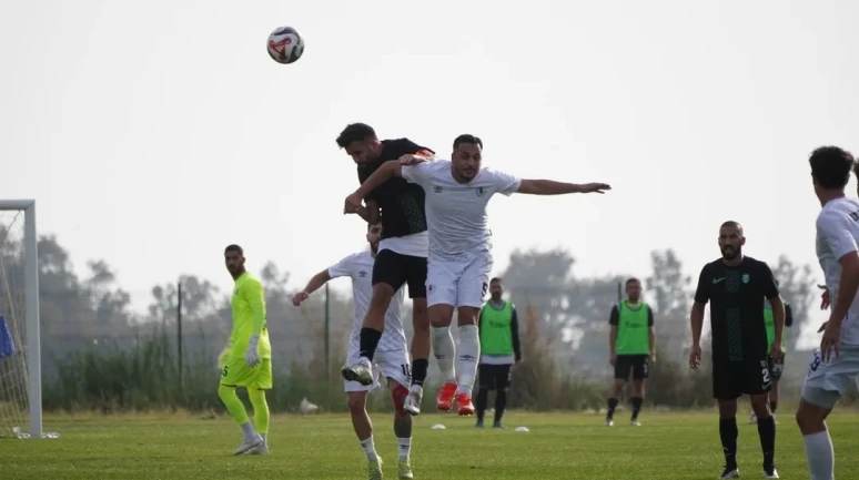 Manavgat Belediye Spor ilk yarıyı zirvede tamamladı