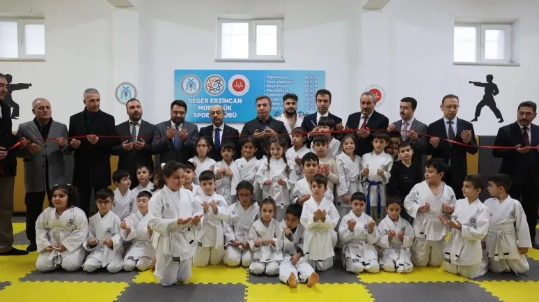 Erzincan'da Değer Erzincan Müftülük Spor Kulübü'nün açılışı yapıldı
