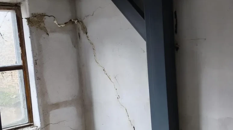 Buldan'da tarihi hamamda izinsiz güçlendirme çalışması yapıldığı tespit edildi