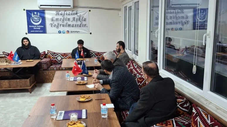 Manisa'da UDEF Kur’an-ı Kerim güzel okuma yarışması seçmeleri yapıldı