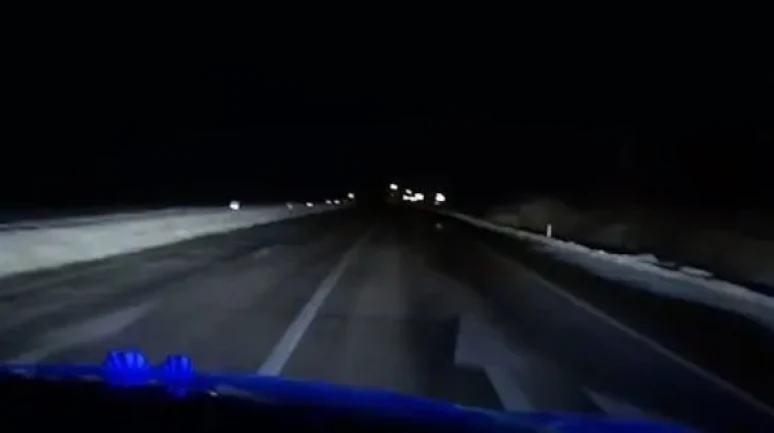 Kayseri-Malatya Karayolu kar ve tipi nedeniyle trafiğe kapatıldıktan sonra yeniden açıldı