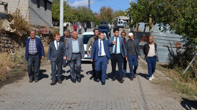 Bitlis'in Tatvan ilçesinde kaymakam Demirer KHGB ve özel idarenin çalışmalarını değerlendirdi