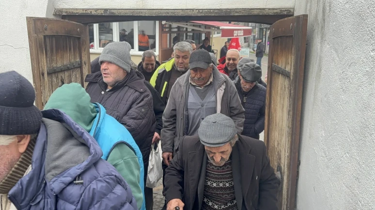 Edirne'de 6 Şubat depremlerinde hayatını kaybedenler dualarla anıldı