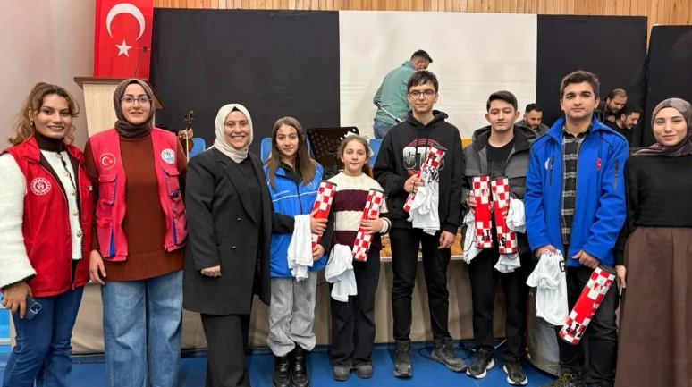 Erzurum'da GSB Kış Kulübü binlerce öğrenciyi ağırladı