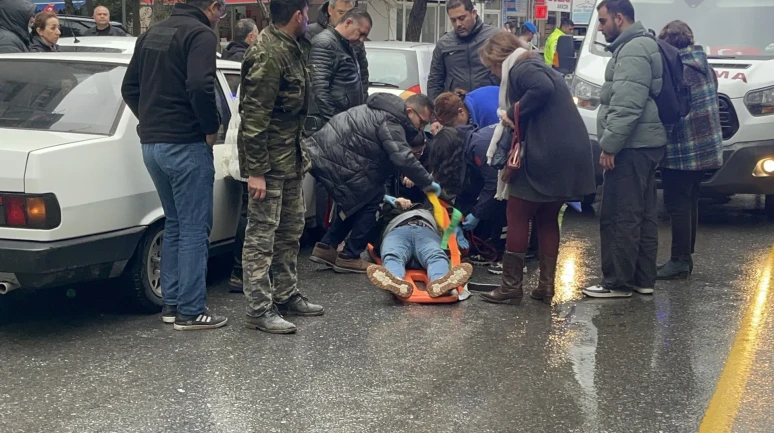 Menteşe’de otomobilin yayaya çarpması sonucu 1 kişi yaralandı