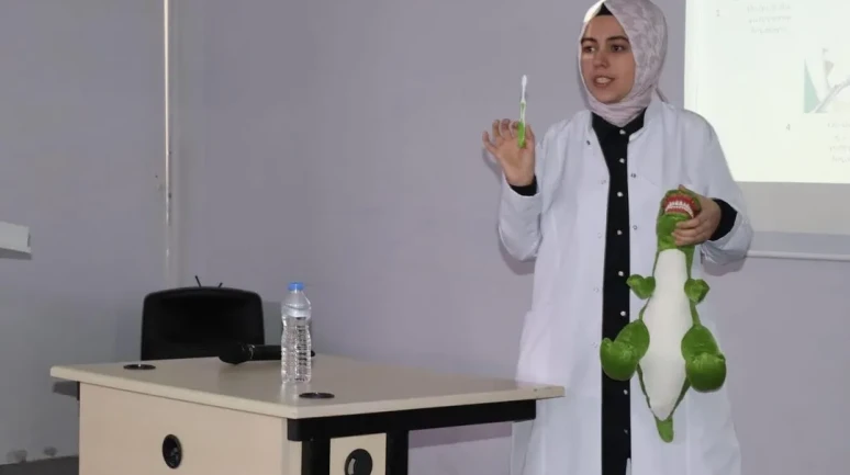 Tomarza’da ‘sağlıklı yaşa, sağlıkla gülümse’ projesine yoğun ilgi gösterildi