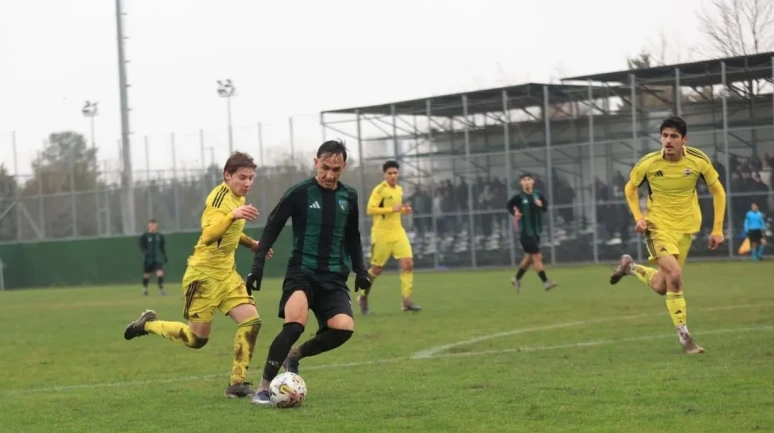 Kocaelispor U19 takımı Fenerbahçe'yi 3-2 mağlup etti