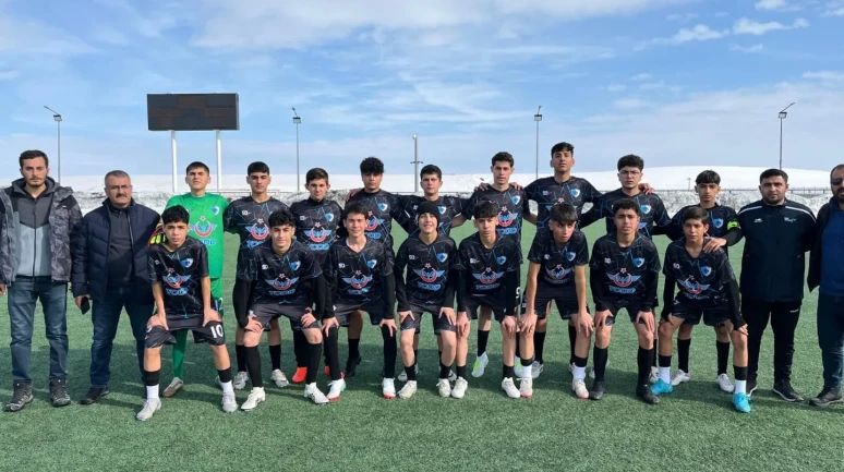 Muş Gençlerbirliği 50. yılında çifte şampiyonluk sevinci yaşadı